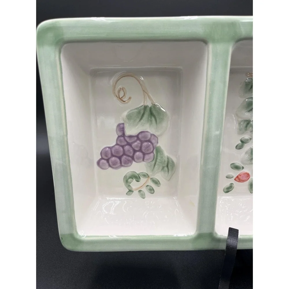 Vintage Pfaltzgraff Grapevine Divided Relish Tray